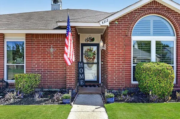 4312 Hillshire Court, Flower Mound, TX 75028