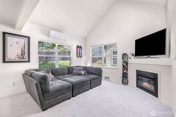 1701 Valhalla LN #D, Bellingham, WA 98226