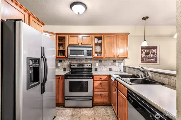 690 32nd St #B210, Bellingham, WA 98225