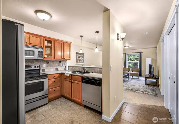 690 32nd St #B210, Bellingham, WA 98225