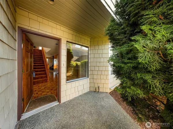 708 Poplar DR #8, Bellingham, WA 98226