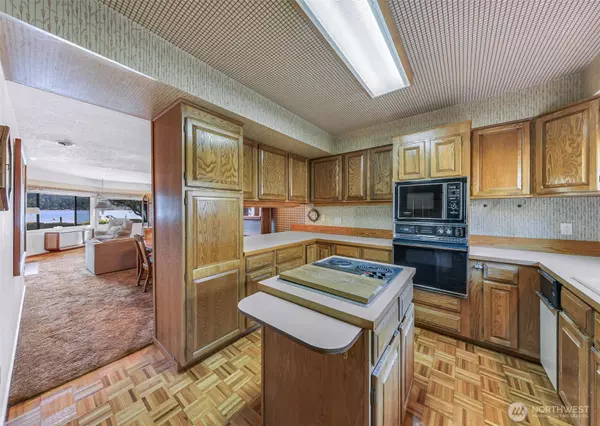 708 Poplar DR #8, Bellingham, WA 98226