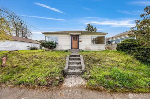 809 W Connecticut ST, Bellingham, WA 98225