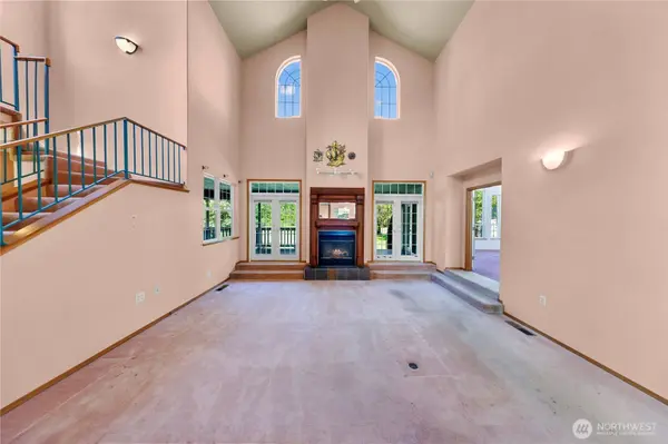 4077 Tarte Rd, Blaine, WA 98230