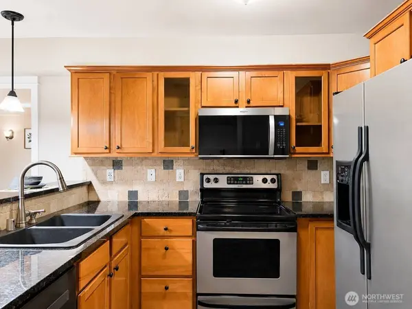 700 32nd St #A309, Bellingham, WA 98225