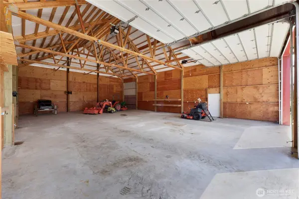 4077 Tarte Rd, Blaine, WA 98230