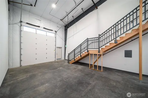 1704 Carolina ST #B-6, Bellingham, WA 98229