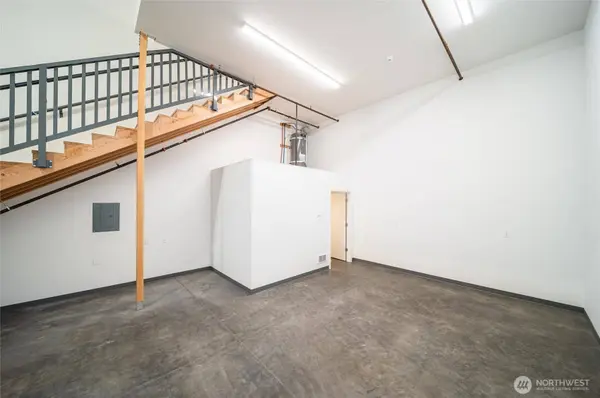 1704 Carolina ST #B-6, Bellingham, WA 98229