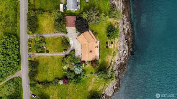 2824 N Nugent RD, Lummi Island, WA 98262