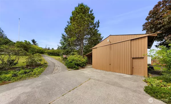 2824 N Nugent RD, Lummi Island, WA 98262