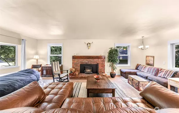 3 Indian Meadow CT, Bellingham, WA 98229