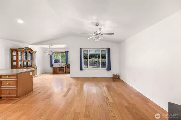 4409 Carstan LOOP, Blaine, WA 98230