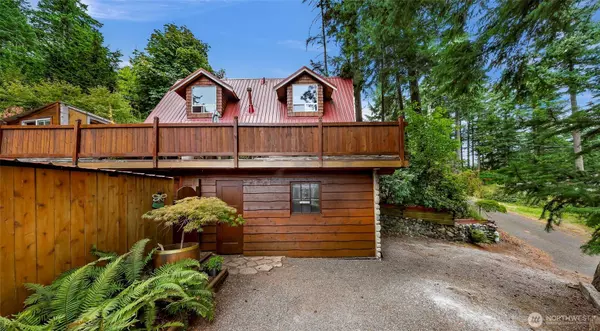 2965 Dogwood TER, Lummi Island, WA 98225