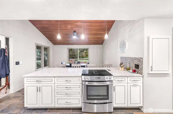 1776 Kaas RD, Ferndale, WA 98248