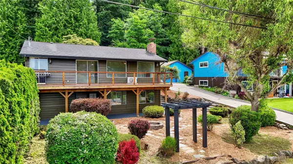 2536 Island View LN, Lummi Island, WA 98262