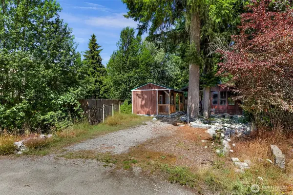 6288 Oak CT, Maple Falls, WA 98266