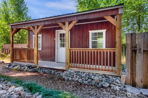 6288 Oak CT, Maple Falls, WA 98266