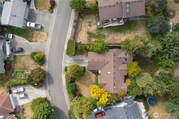 3907 Aaron CT, Bellingham, WA 98226