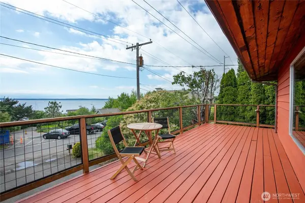 909 10th ST, Bellingham, WA 98225