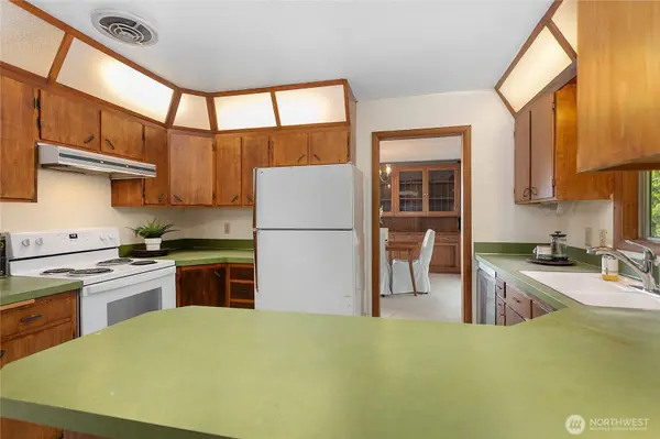 909 10th ST, Bellingham, WA 98225