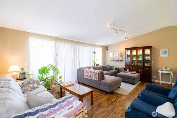 3780 Magrath RD, Bellingham, WA 98226