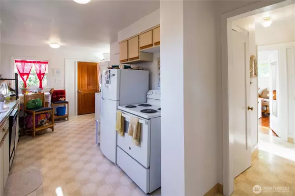 2717 Walnut ST, Bellingham, WA 98225