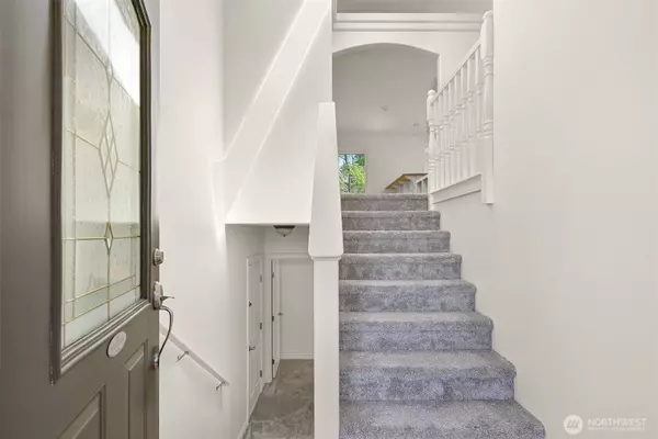 3744 Crystal CT, Bellingham, WA 98226