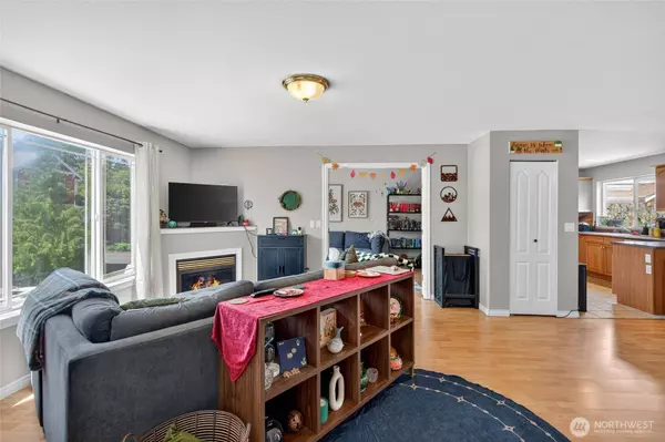 4244 Archer DR, Bellingham, WA 98226