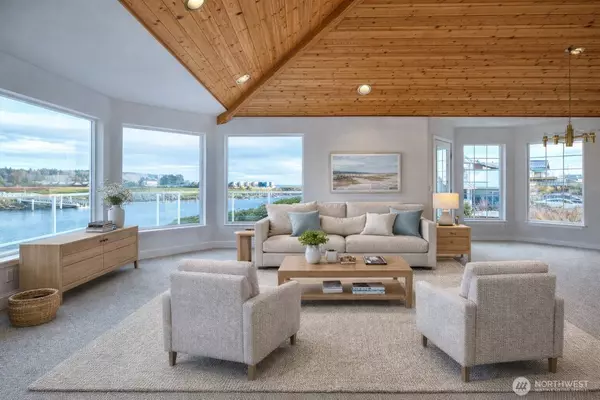 1648 Harbor Seal DR, Point Roberts, WA 98281