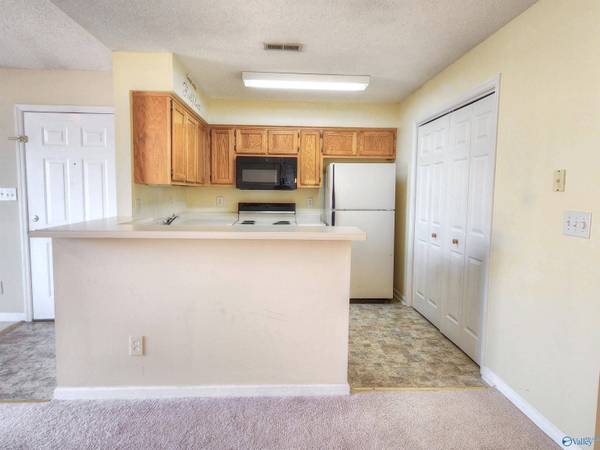 262 Waters Edge Lane #262, Madison, AL 35758