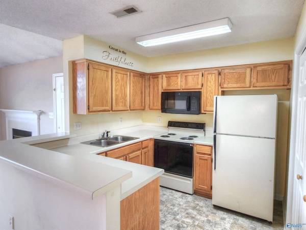 262 Waters Edge Lane #262, Madison, AL 35758