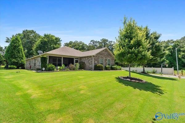 108 Silvermoon Lane, Huntsville, AL 35811