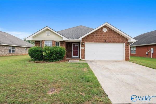 107 Shadow Trail SW, Huntsville, AL 35824