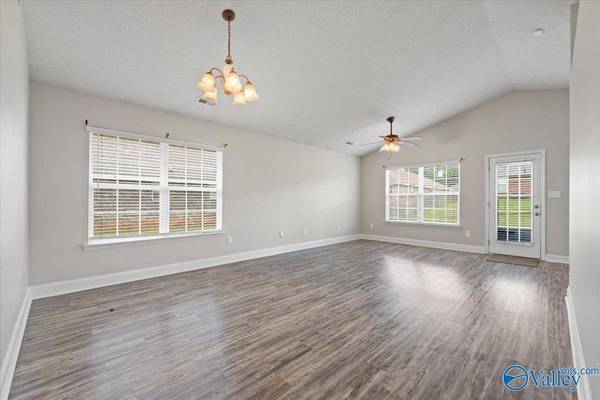 107 Shadow Trail SW, Huntsville, AL 35824