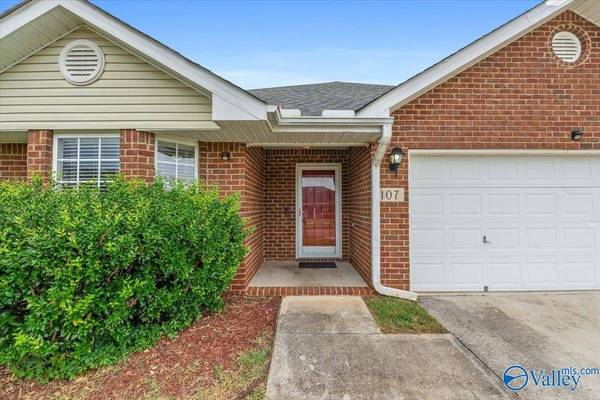107 Shadow Trail SW, Huntsville, AL 35824