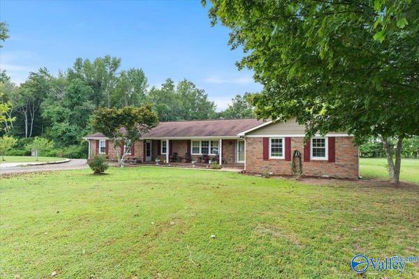 354 Hills Chapel Road, Hazel Green, AL 35750