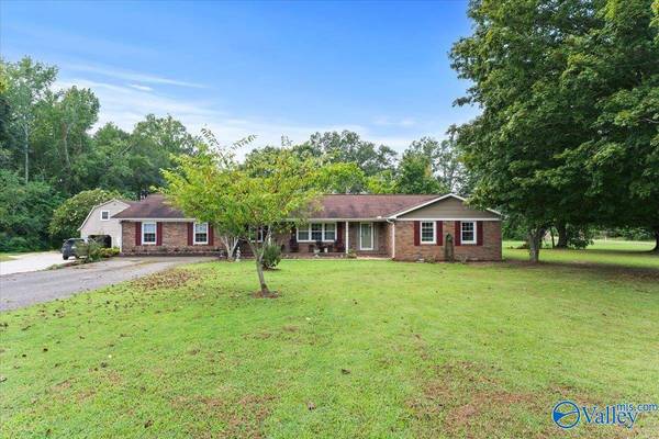 354 Hills Chapel Road, Hazel Green, AL 35750