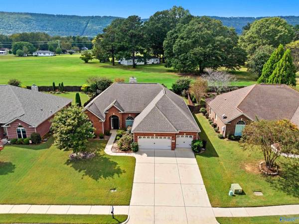 8510 Rolling Oaks Drive, Owens Cross Roads, AL 35763