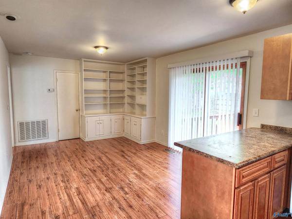 510 Hermitagewood Drive, Huntsville, AL 35806