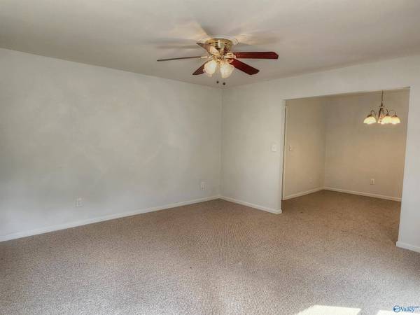 510 Hermitagewood Drive, Huntsville, AL 35806