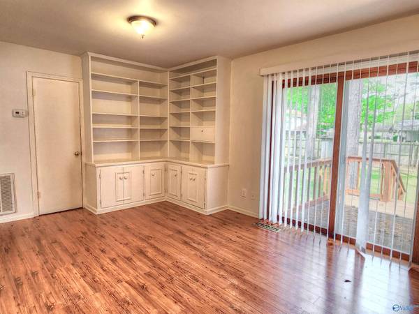 510 Hermitagewood Drive, Huntsville, AL 35806