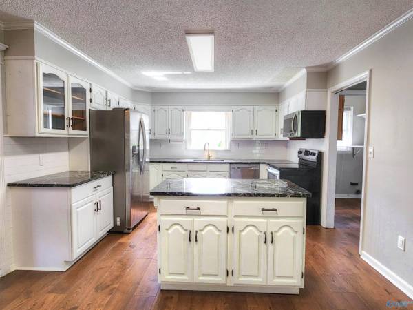 1815 Shellbrook Drive, Huntsville, AL 35806