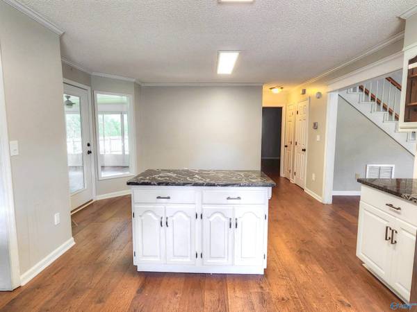 1815 Shellbrook Drive, Huntsville, AL 35806