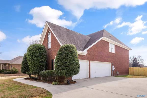 130 River Walk Trail, New Market, AL 35761