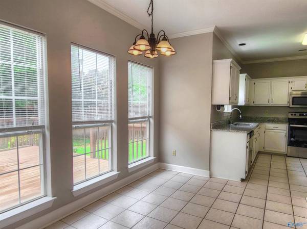 102 Spinnaker Ridge Drive, Huntsville, AL 35824