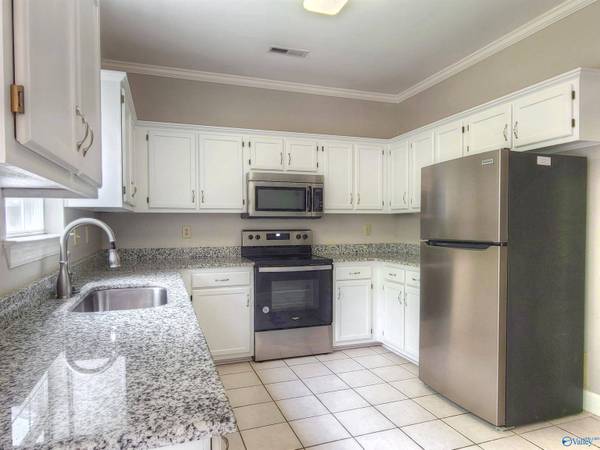 102 Spinnaker Ridge Drive, Huntsville, AL 35824