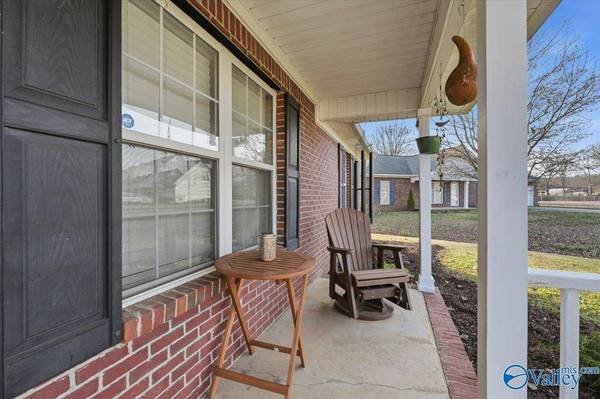 182 Bonaire Drive, Huntsville, AL 35811