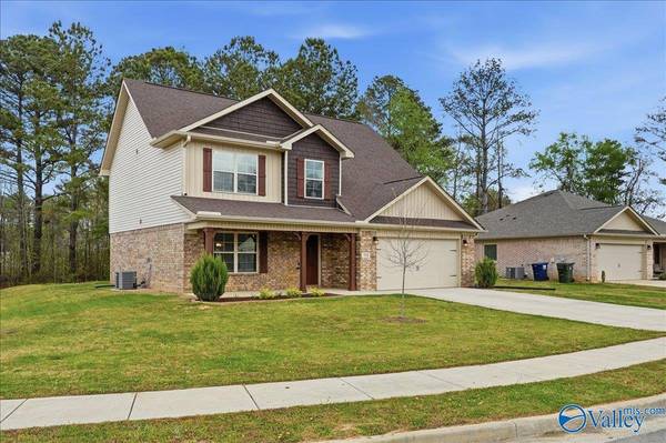 119 Wyatt Circle, Owens Cross Roads, AL 35763
