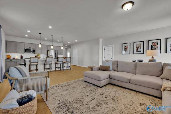 18557 Oxbow Lane, Athens, AL 35613