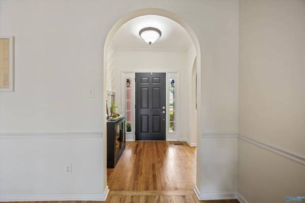 113 Lovvorn Lane, Huntsville, AL 35806